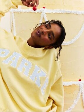 Parke Birthday Collection - Peel + Frosting. L/XL. NEW!!
